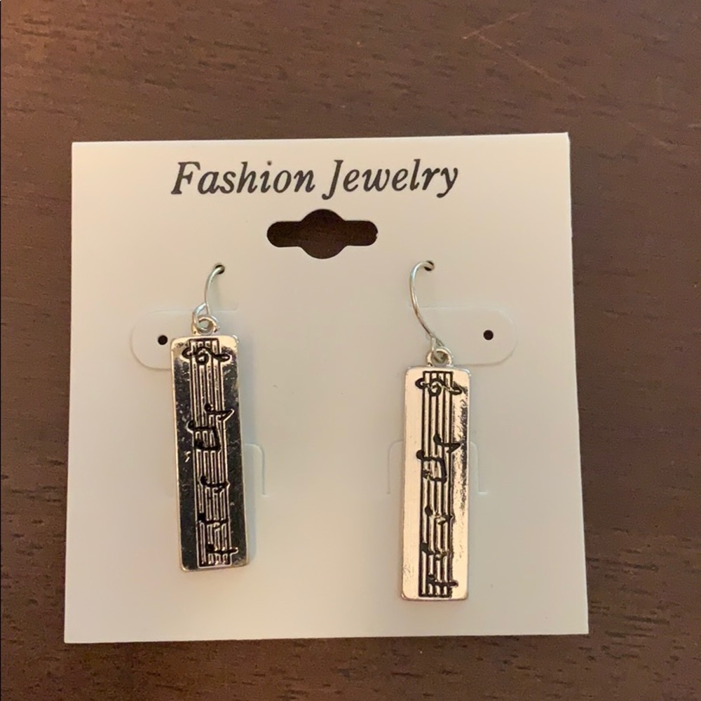 Music Note Earrings, NWT